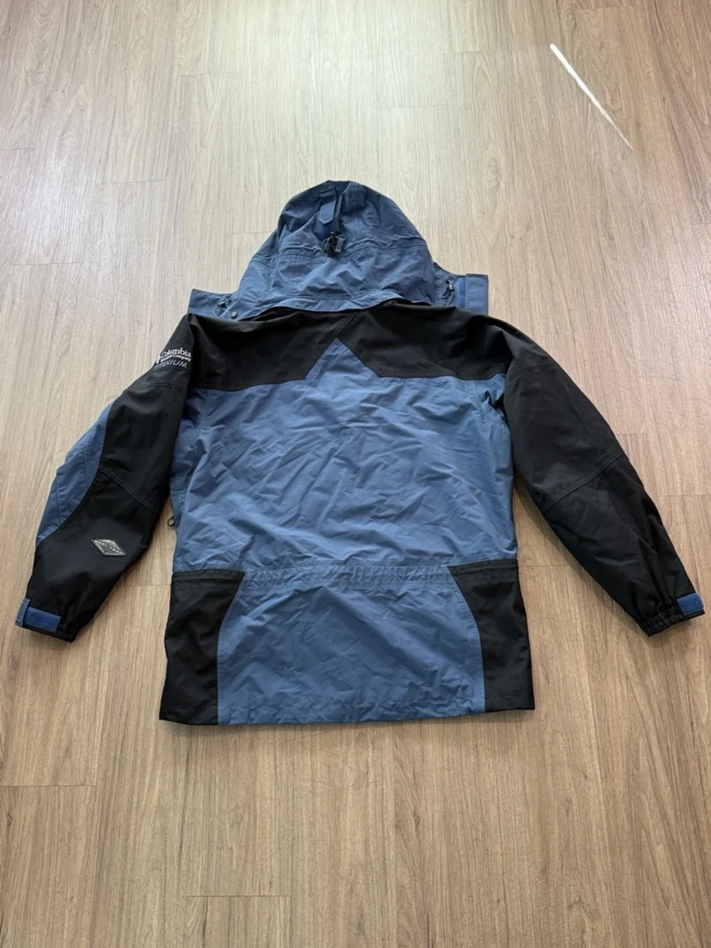 Columbia Men's Slate Blue and Black Ski Jacket, Size M